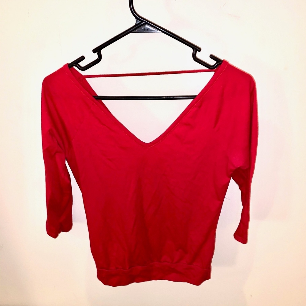 ❤ Alloy Medium Red V-Neck 3/4 Sleeved Top